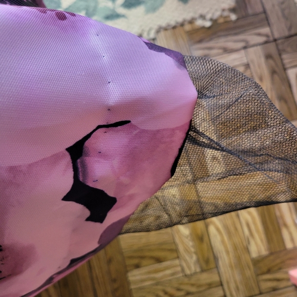 Evening gown, off the shoulder, navy and lilac floral, 6P - Picture 6 of 7